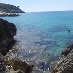 Casa Bellavista 펜션 카스트로